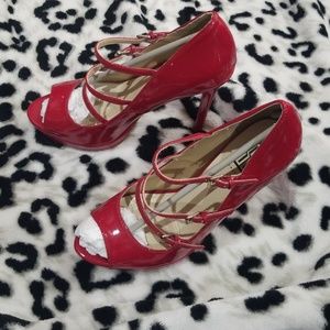 Bright red high heels size 7